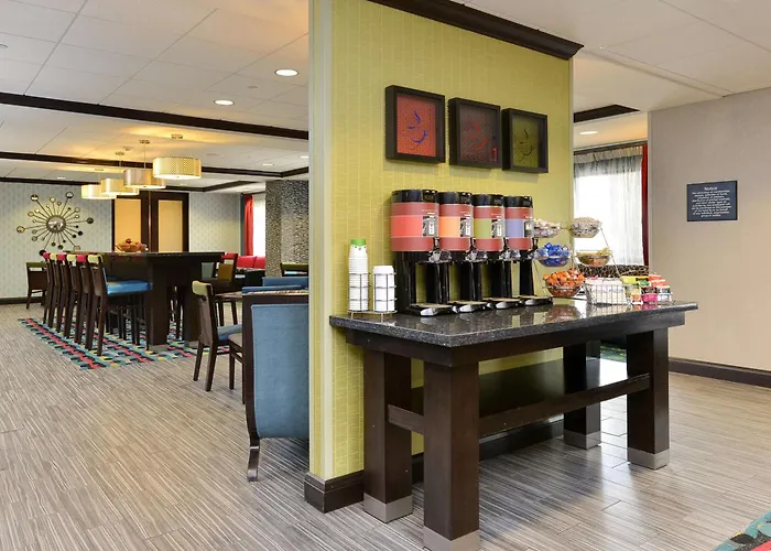 Hampton Inn Iowa City/University Area