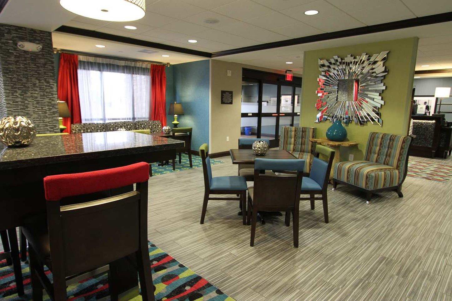 Hampton Iowa City/university Area Hotel 3*